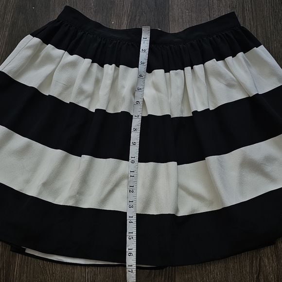 Fossil Silk Striped Mini Skirt Sz 4 Skater,Preppy - Picture 9 of 13